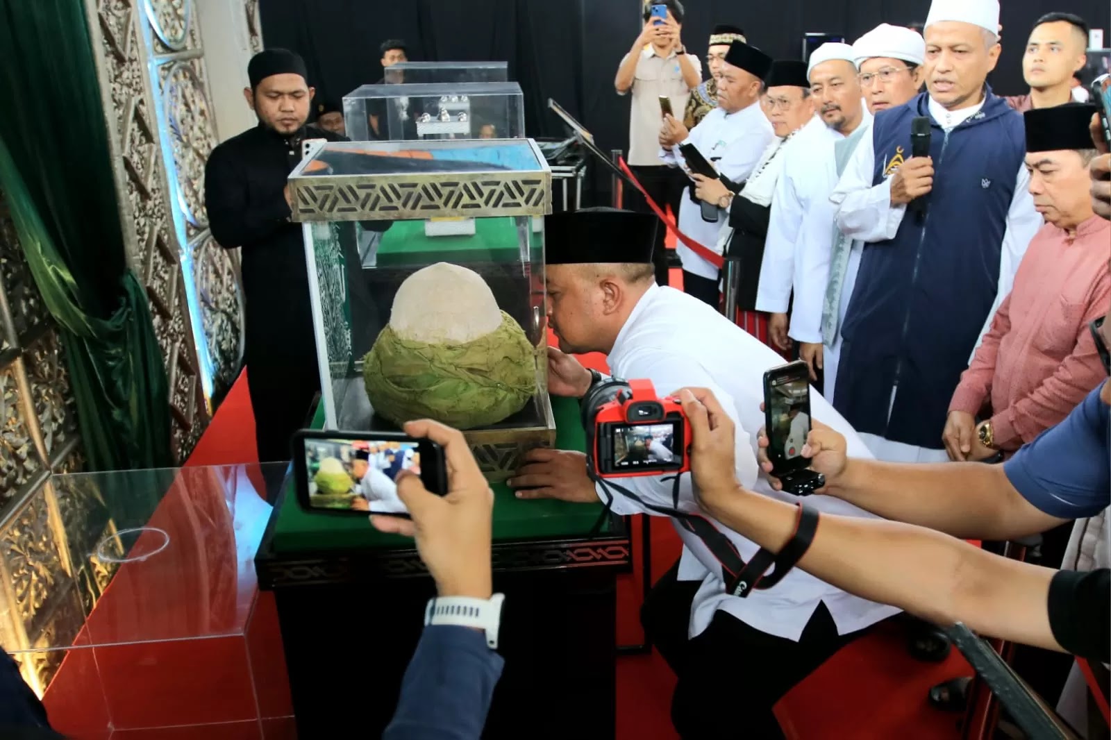 artefak peninggalan nabi muhammad saw 68982706