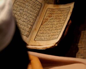 Allah Sudah Menulis Takdir, Tapi Kenapa Kita Semua Masih Tetap Berdoa Memohon Ampunan?