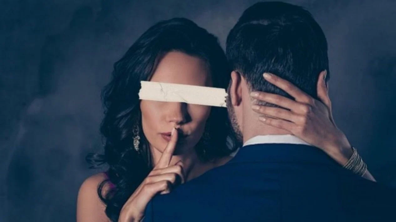 10 tanda istri selingkuh