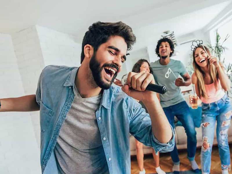 Tetangga Berisik Karokean Sampai Tengah Malam? Kini Bisa Disanksi dan Denda 10 Juta Rupiah Tetangga Berisik Karokean Sampai Tengah Malam? Kini Bisa Disanksi dan Denda 10 Juta Rupiah