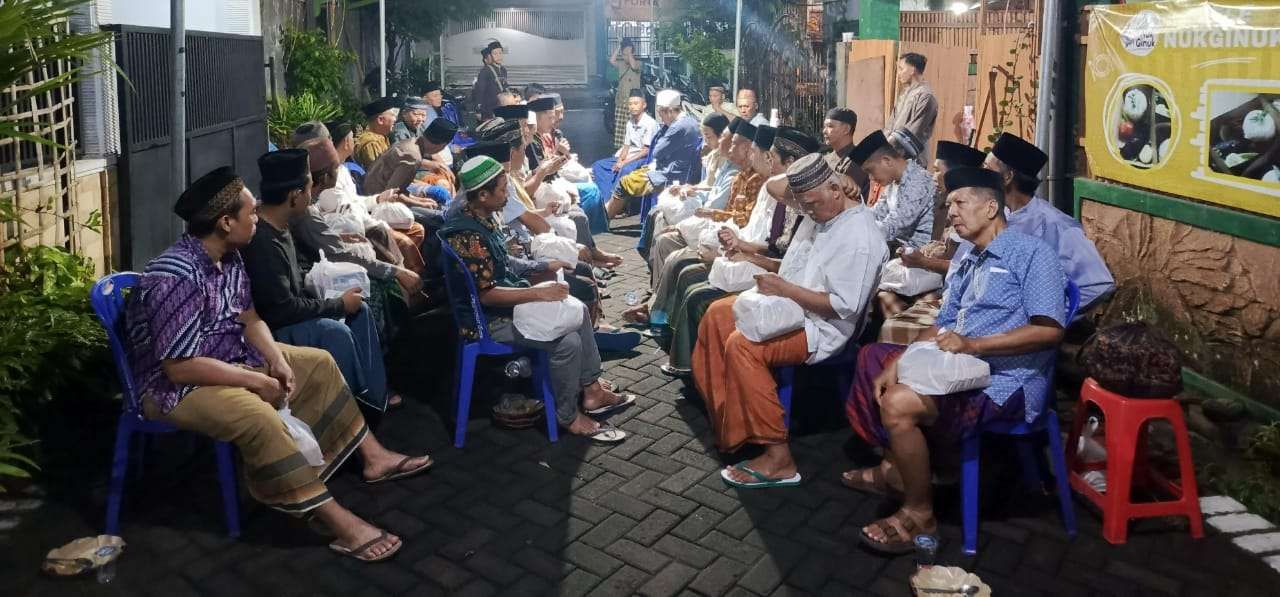 Wanita Ini Curhat Tradisi Pengajian Dianggap Merusak Mental dan Finansial Wanita Ini Curhat Tradisi Pengajian Dianggap Merusak Mental dan Finansial