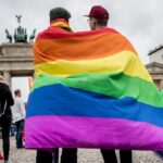 Masjid Ramah Bagi Kaum Gay Pertama Berada di Prancis, Sudah Berdiri Dari Tahun 2012 dan Lokasinya Dirahasiakan Masjid Ramah Bagi Kaum Gay Pertama Berada di Prancis, Sudah Berdiri Dari Tahun 2012 dan Lokasinya Dirahasiakan