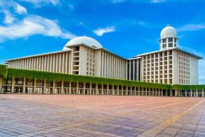 Menteri Agama Nasruddin Umar Minta Maaf, Masjid Istiqlal Tidak Lagi Bagikan Daging Kurban Seperti Tahun-tahun Sebelumnya Menteri Agama Nasruddin Umar Minta Maaf, Masjid Istiqlal Tidak Lagi Bagikan Daging Kurban Seperti Tahun-tahun Sebelumnya