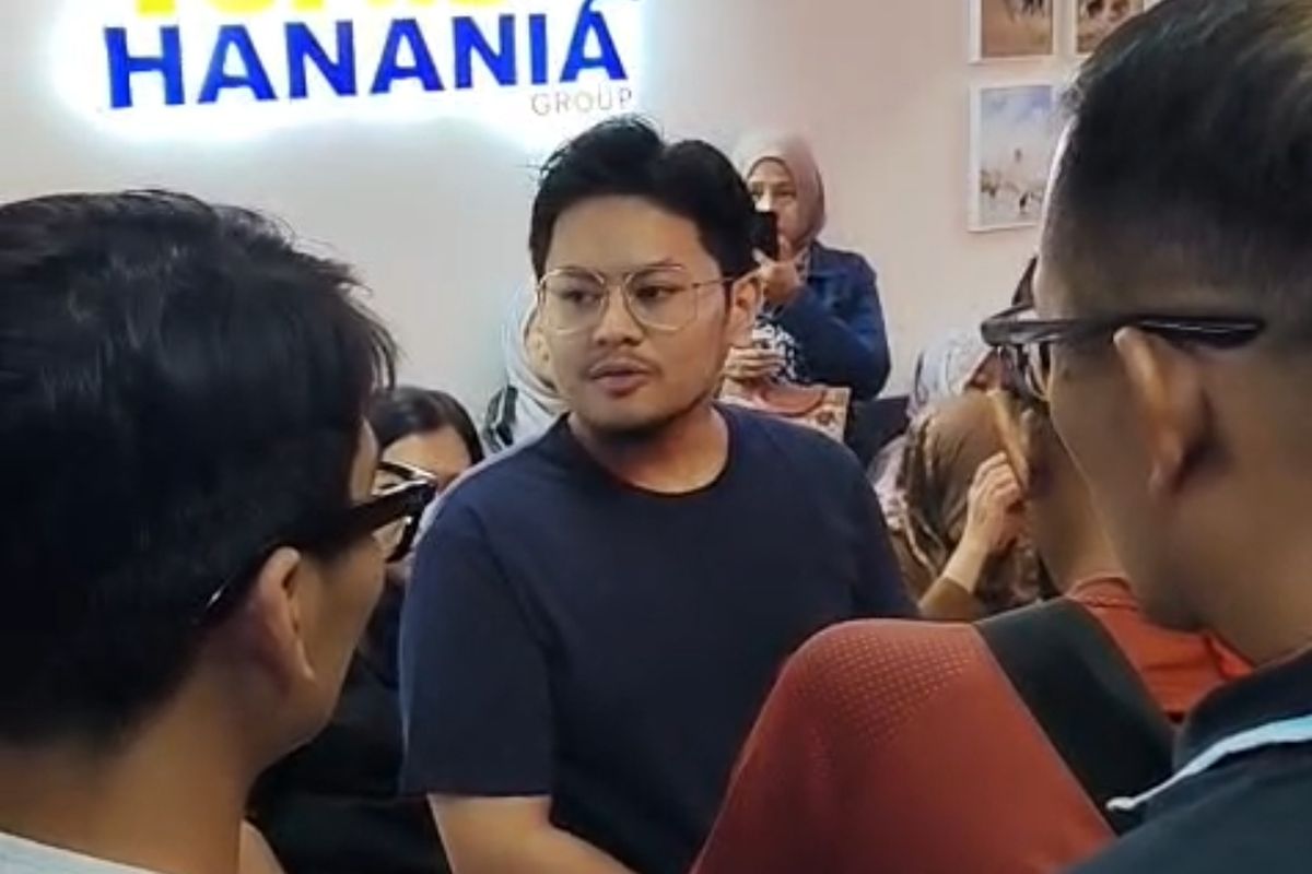 Skandal Hanania Travel: Ribuan Orang Gagal Umroh, Rp 60 Miliar Raib Tanpa Jejak 6a1810271d0c9