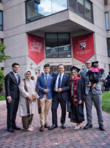 Mutiara Annisa Baswedan, Putri Sulung Anies Baswedan Berhasil Meraih Gelar Master of Education dari Harvard Mutiara Annisa Baswedan, Putri Sulung Anies Baswedan Berhasil Meraih Gelar Master of Education dari Harvard