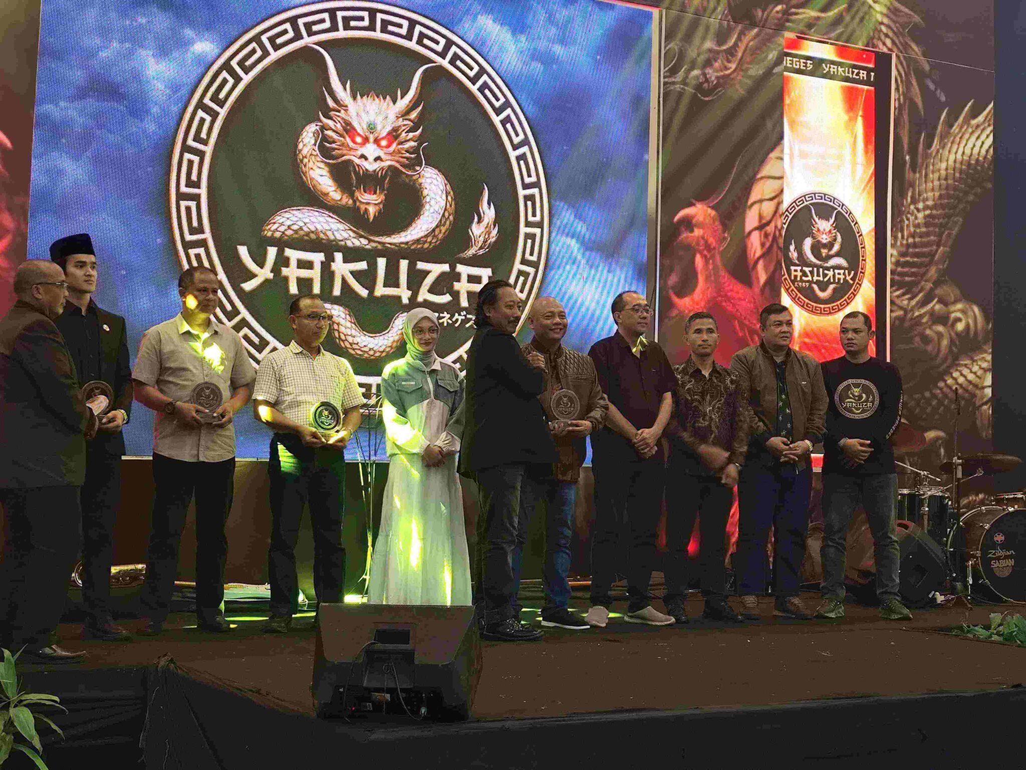 Mengenal Yakuza Meneges Kediri, Jalan Dakwah Nyentrik Ala Gus Thuba Cucu Gus Miek