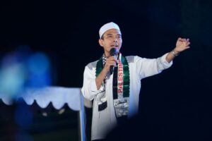 Ustadz Abdul Somad: “Saya Berceramah Dalam Masjid di Tengah-tengah Orang Islam, Lalu Orang Bertanya Tentang Patung, Saya Jawab Menurut Hadis Nabi, Dilaporkan” Ustadz Abdul Somad: “Saya Berceramah Dalam Masjid di Tengah-tengah Orang Islam, Lalu Orang Bertanya Tentang Patung, Saya Jawab Menurut Hadis Nabi, Dilaporkan”