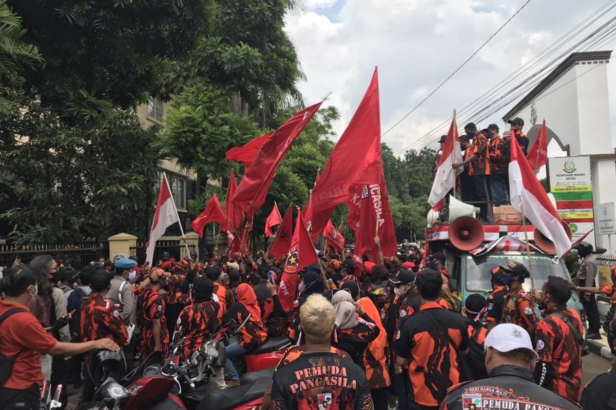 Ormas di Indonesia Dijadikan Bahan Riset Oleh Dosen Asal Australia, Ungkapkan Preman dan Ormas Telah Dijadikan Alat Politik dan Bisnis 61adaa12e6624
