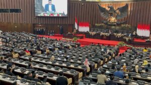 Ada 63 Anggota DPR Yang Berijazah SMA, 211 Tak Jelas Pendidikannya, dan Mereka Menyusun Undang-undang Negara Ada 63 Anggota DPR Yang Berijazah SMA, 211 Tak Jelas Pendidikannya, dan Mereka Menyusun Undang-undang Negara