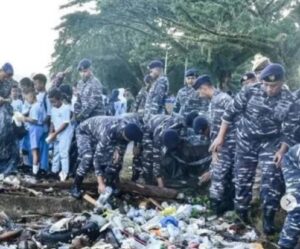 Setelah Bertani, Mengurus Hutan dan Perkebunan Sawit, Tentara Juga Akan Terjun Mengurusi Sampah