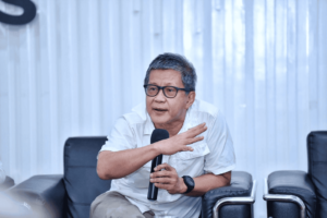 Rocky Gerung: Semakin Tidak Waras Program Pemerintah, Gak Ada Yang Sukses Kecuali Pajak