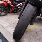 Pakai Ban Motor Botak dan Gundul Kini Bisa Kena Denda 250 Ribu dan Pidana Kurungan 1 Bulan Pakai Ban Motor Botak dan Gundul Kini Bisa Kena Denda 250 Ribu dan Pidana Kurungan 1 Bulan