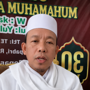 Seorang Kiai dan Pengasuh Ponpes di Jepara Sebut:
Menerima MBG Hukumnya Haram Seorang Kiai dan Pengasuh Ponpes di Jepara Sebut:
Menerima MBG Hukumnya Haram