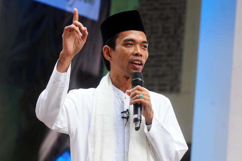 Ustadz Abdul Somad Sebut: Bayi Baru Lahir Nangis Gegara Pusarnya Ditusuk Setan, Benarkah? Ustadz Abdul Somad Sebut: Bayi Baru Lahir Nangis Gegara Pusarnya Ditusuk Setan, Benarkah?