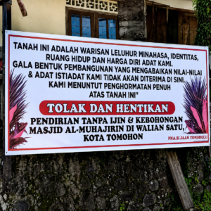 Tuai Kontroversi! Sejumlah Baliho Berisi Penolakan Pembangunan Masjid Al-Mujahirin Muncul di Kota Tomohon, Diduga Persoalkan Perizinan Tuai Kontroversi! Sejumlah Baliho Berisi Penolakan Pembangunan Masjid Al-Mujahirin Muncul di Kota Tomohon, Diduga Persoalkan Perizinan