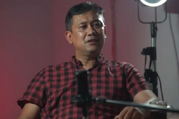 Denny Siregar: Ormas di Indonesia Yang Paling Keren Buat Gua Cuman Muhammadiyah, Diem, Gak Ribut-ribut, Gak Pengen Menonjol, Tiba-tiba Asetnya 400 Triliun