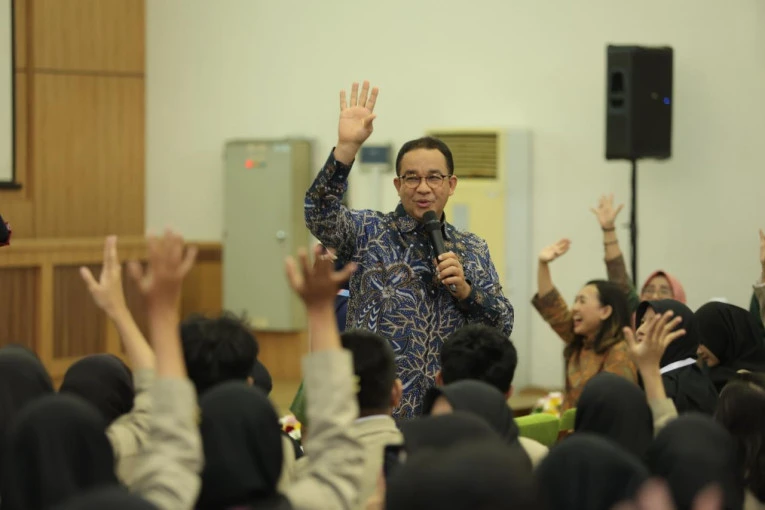 Pesan Anies ke Para Mahasiswa Baru UGM: “Kalian Kuliah Dulu, Setelah Lulus InsyaAllah Pemerintahnya Sudah Ganti”