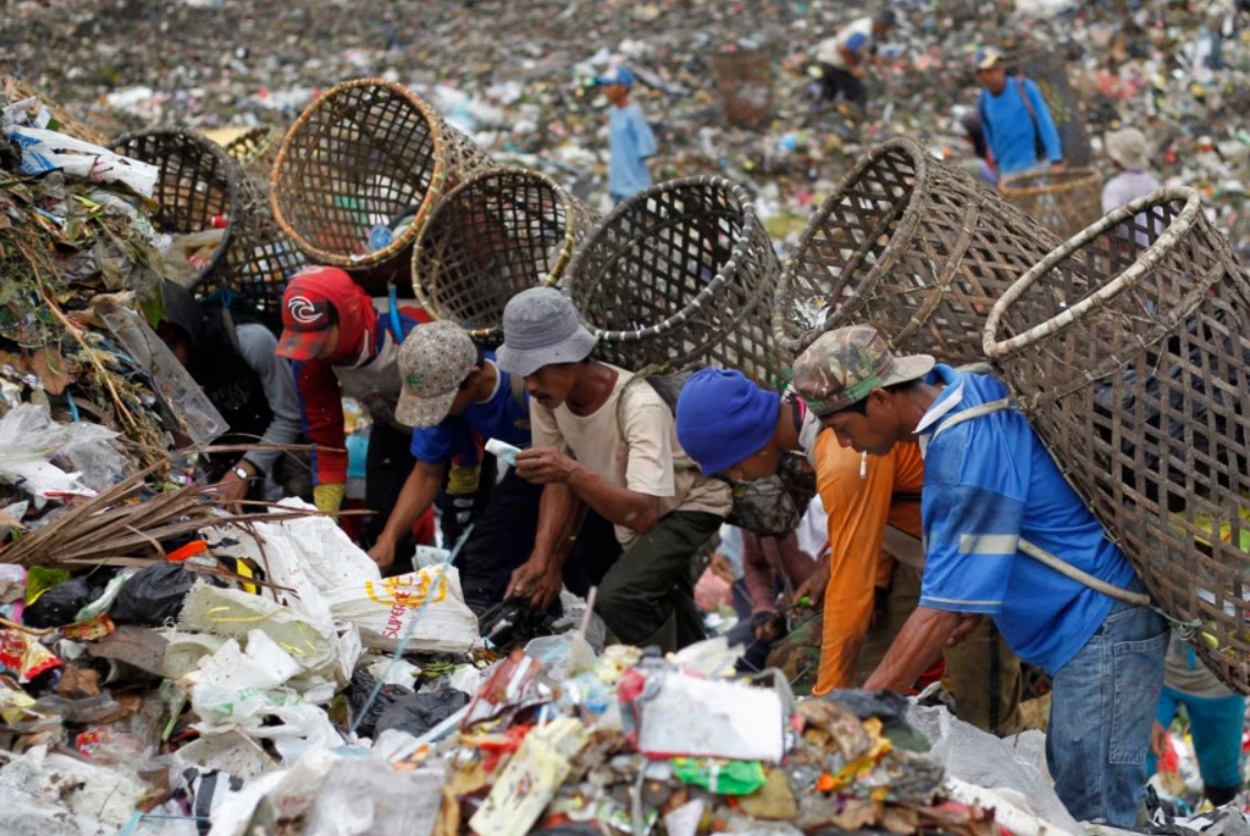 Bakal Dikasih Nama Baru, Pemerintah Ubah Nama ‘Pemulung’ Jadi ‘Pemilah Sampah’ Biar Lebih Profesional whatsapp image 2026 08 13 at 16.46.31