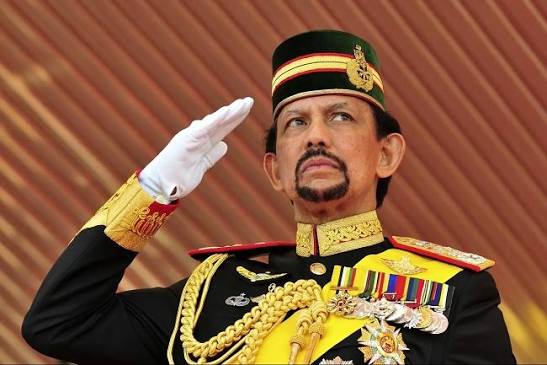 Sultan Brunei Darussalam: Di Brunei, Kami Tidak Ingin Ada Golongan Yang Anti Maulid, Anti Ziarah Kubur, Anti Tahlil dan Anti Talqin!
