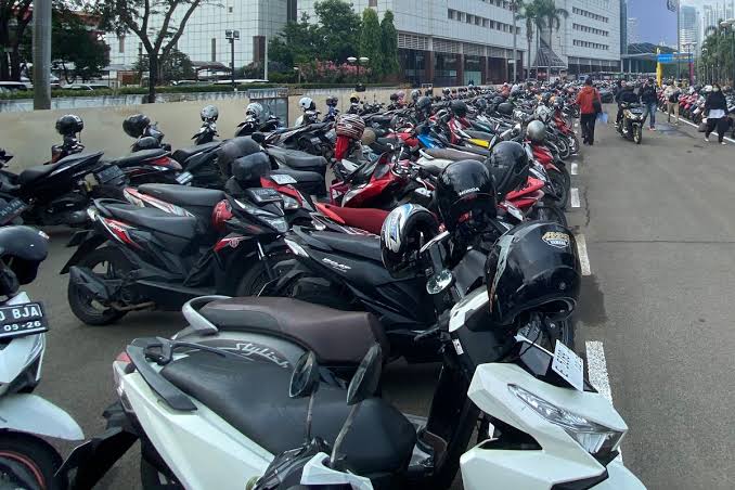Tarif Parkir di Jakarta Bakal Naik Sesuai Zonasi, Motor Rp15.000 dan Mobil Rp60.000 Perjam