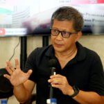 Rocky Gerung: Tambang Migas, Tambang Emas, dan Tambang Batubara Dikuasai Asing. Dan Kita? Hanya Kebagian Tarik Tambang Setiap 17-an Rocky Gerung: Tambang Migas, Tambang Emas, dan Tambang Batubara Dikuasai Asing. Dan Kita? Hanya Kebagian Tarik Tambang Setiap 17-an