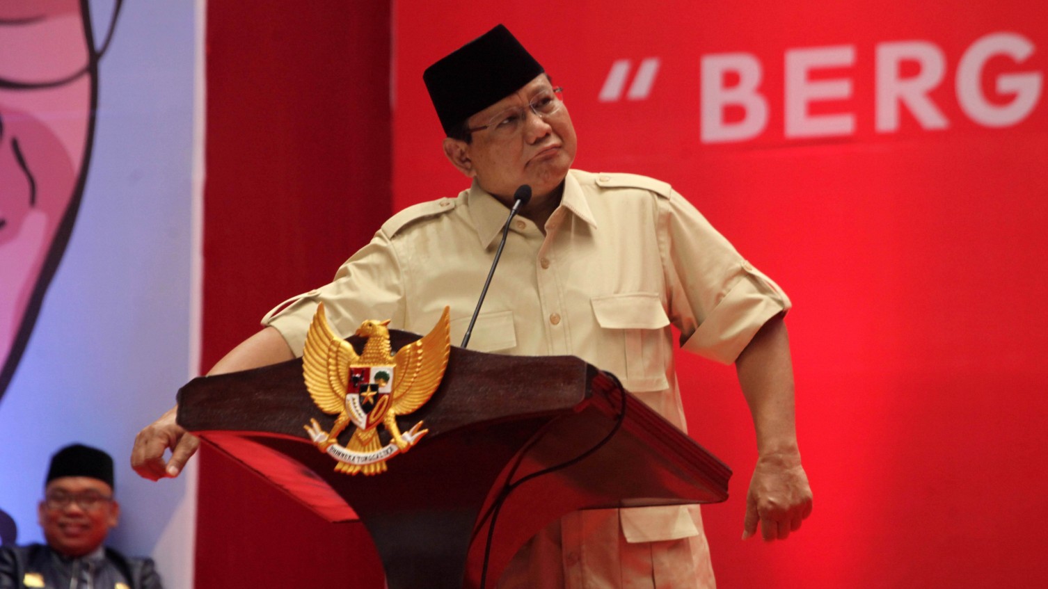 Prabowo Tegaskan: Jangan Sok Pintar Mengatur Saya, Kalau Anda Lebih Pintar Mengapa Tidak Jadi Presiden! 05c8ad86 27f1 4ce2 8bf2 4aec84b46258 ivt067
