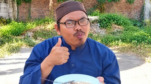 6aa266cb62931 sosok budi abu muhammad pria yang disebut ustaz ungkap istri lagi hamil anak ke 14 ke 15 viral 488 274