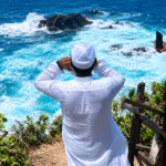 Tidak Hanya di Masjid, Pengunjung ini Adzan Diatas Tebing Pantai Kelingking Beach Nusa Penida Bali Tidak Hanya di Masjid, Pengunjung ini Adzan Diatas Tebing Pantai Kelingking Beach Nusa Penida Bali