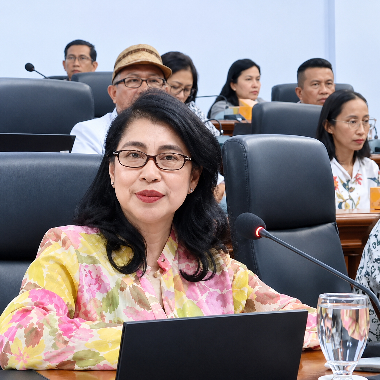 Berasa Prabowo, Ibu Perwakilan SPPG di Tanah Toraja ini Justru Salahkan Anak-anak Yang Keracunan MBG: “Kalo Udah Tau Bau Kenapa Dimakan Dek?” chatgpt image 6 sep 2026, 08.16.16