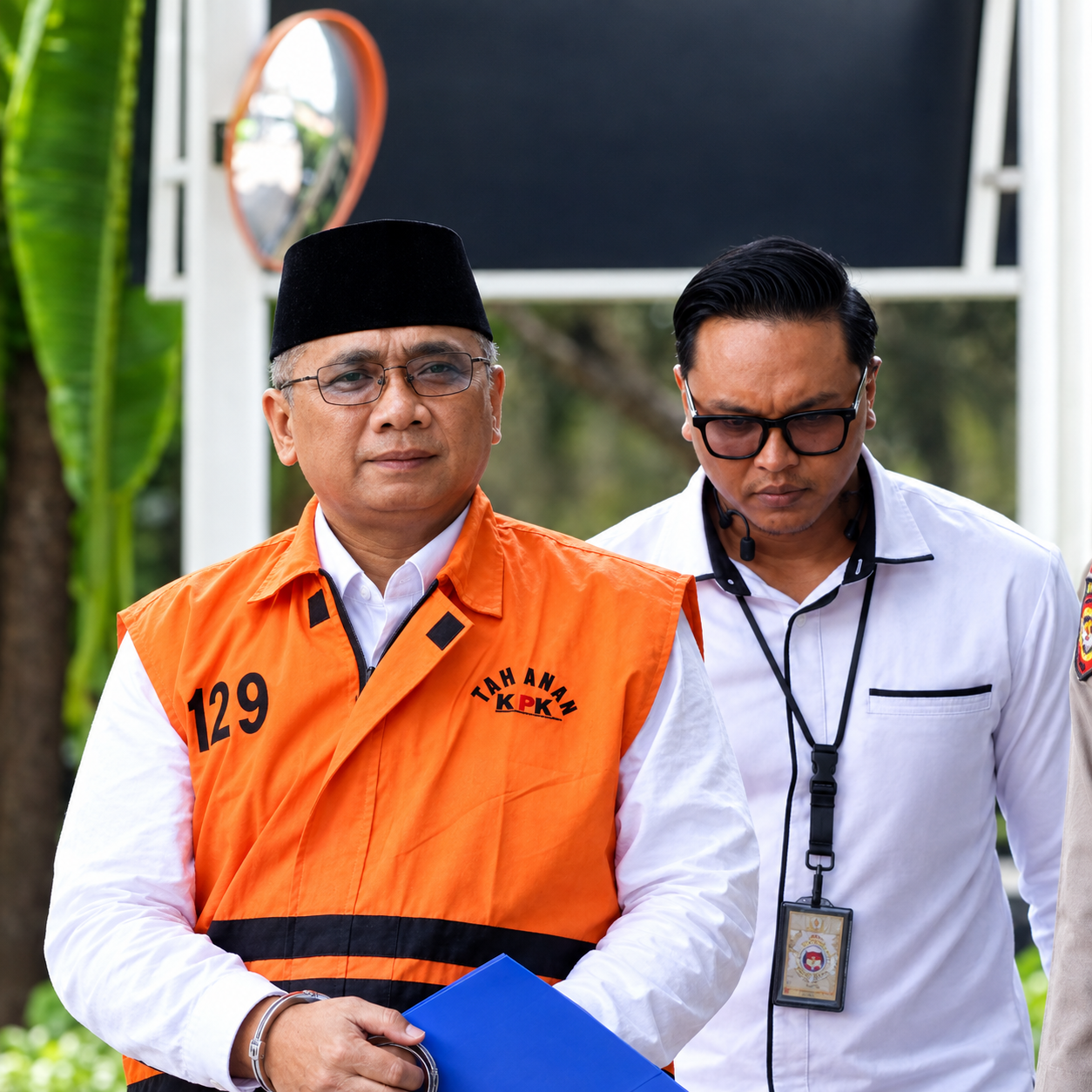 Terungkap di Sidang Korupsi Menang: Ternyata DPR, NU Hingga ‘Para Gus’ Dapat Kuota Haji Khusus chatgpt image sep 11, 2026, 11 03 16 pm