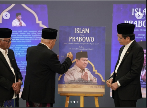 Buku “Islam Ala Prabowo: Cara Prabowo Subianto Mengamalkan Ajaran Islam” image (5)