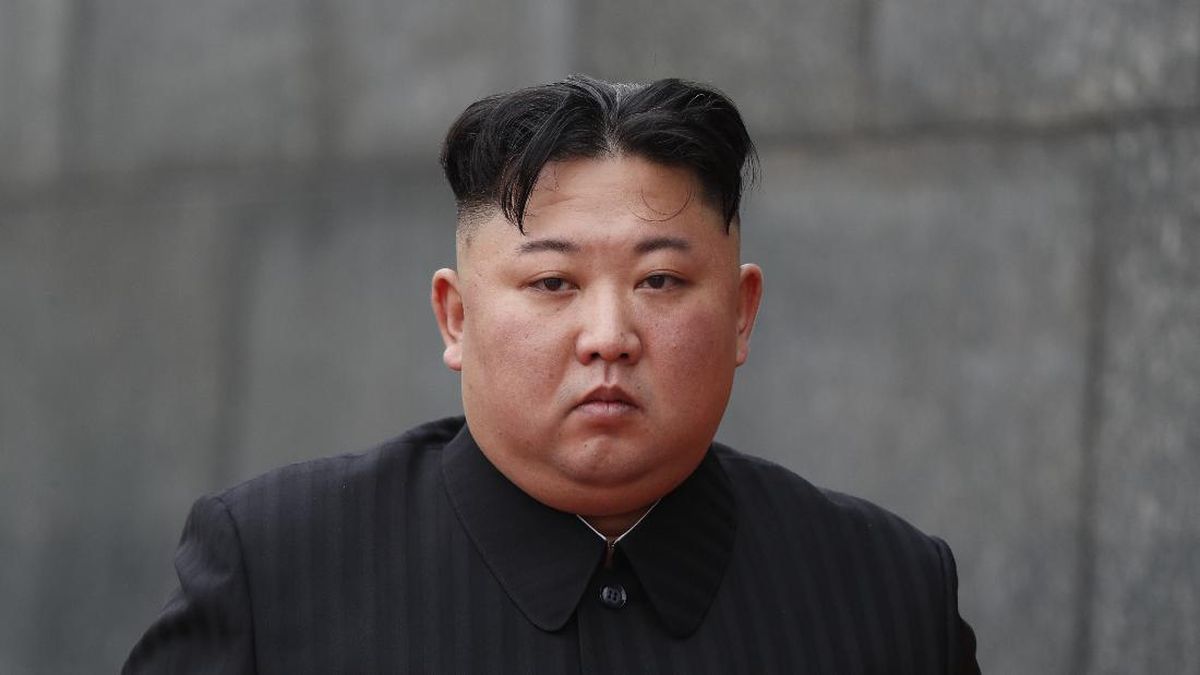 Kim Jong Un Dilaporkan Meninggal Dunia Setelah Pendarahan Otak, Benarkah? 092af713 c695 4477 a51d b60a90f69d5a 169