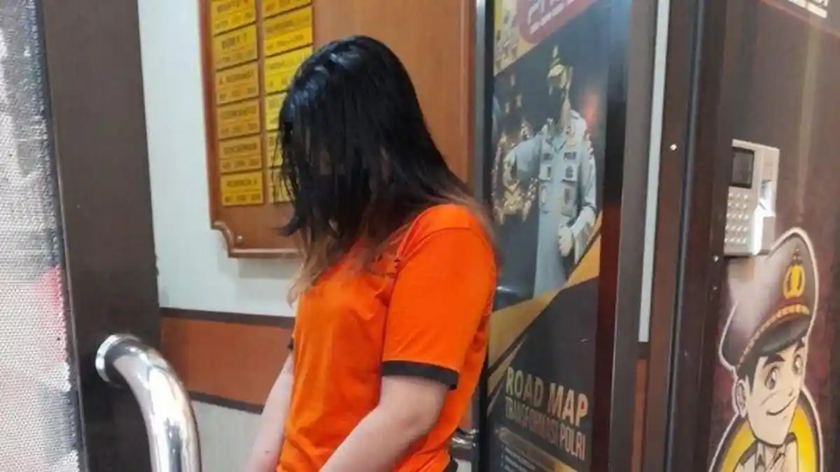 pemicu pegawai kios agen bank ditusuk tetangga kosan pelaku sudah ditangkap polisi