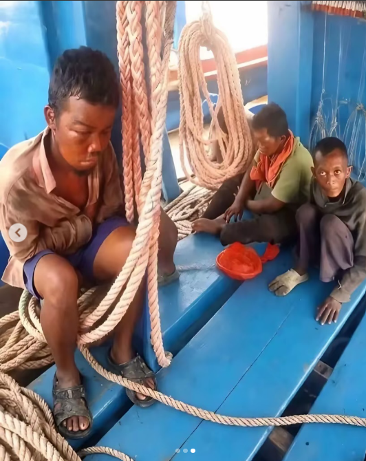 Disiksa Saat Melaut Karena Tak Dapat Target Cumi 3kg/hari, ABK Maulana 23 Dijanjikan Rp10 Juta, Pulang Hanya Bawa Rp500 Ribu image (2)